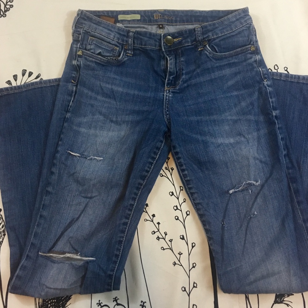 🔥$10 SALE🔥 KUT distressed Farrah jeans